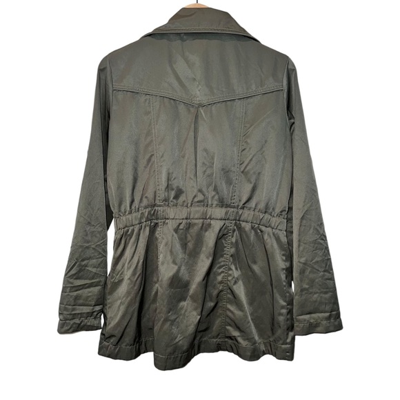 jacket - Picture 2 of 3